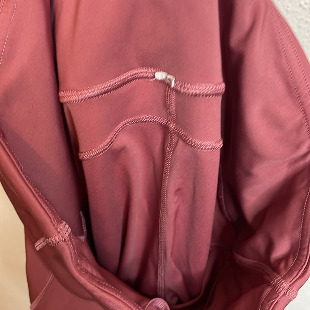 Lululemon Fast and Free High Rise Crop 19’’ Cool Nulux Cherry Tint Pink Size 4 - Picture 6 of 6